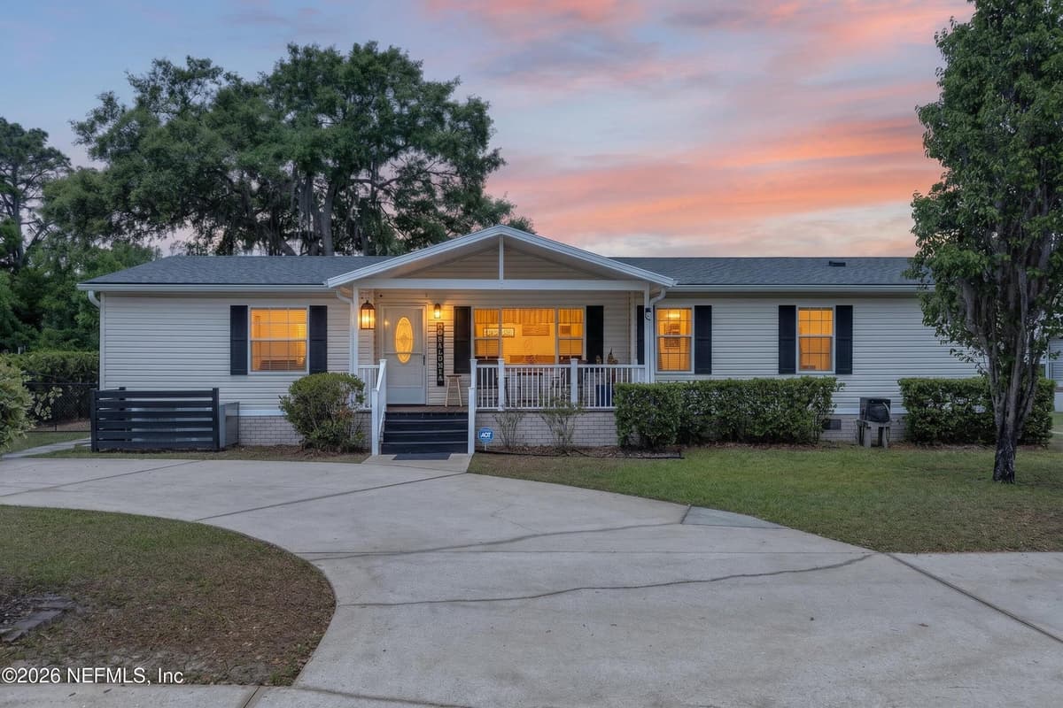 141 KITTY Avenue, Interlachen, FL 32148 2