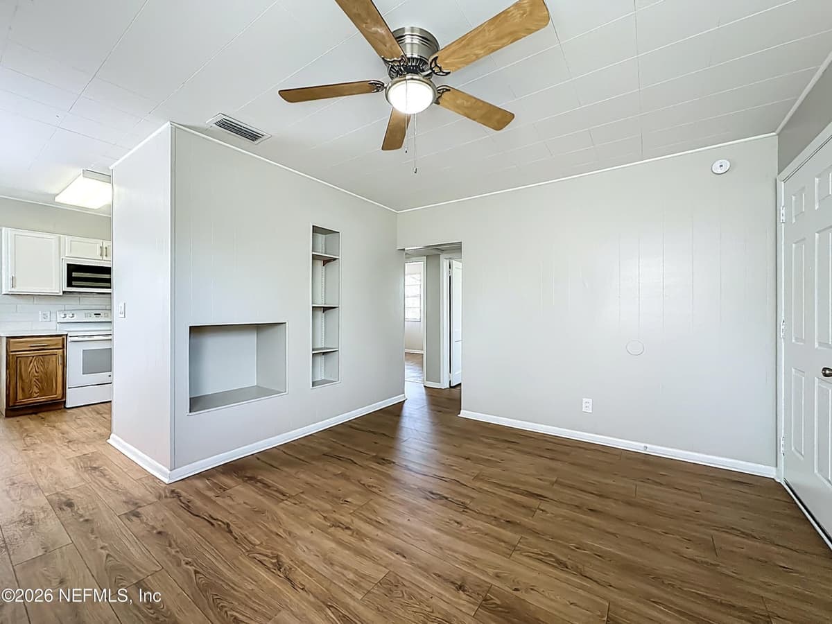 9232 ADAMS Avenue, Jacksonville, FL 32208 3