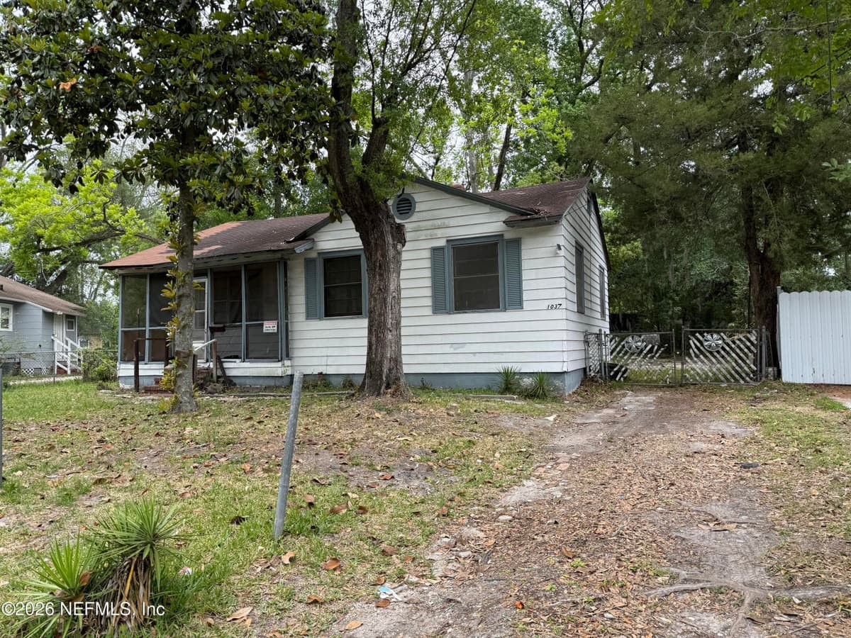 1037 WESTBROOK Circle W, Jacksonville, FL 32209 2