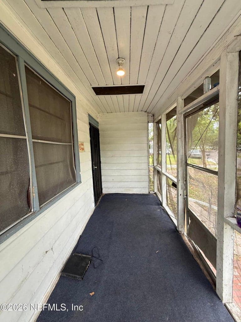 1037 WESTBROOK Circle W, Jacksonville, FL 32209 3