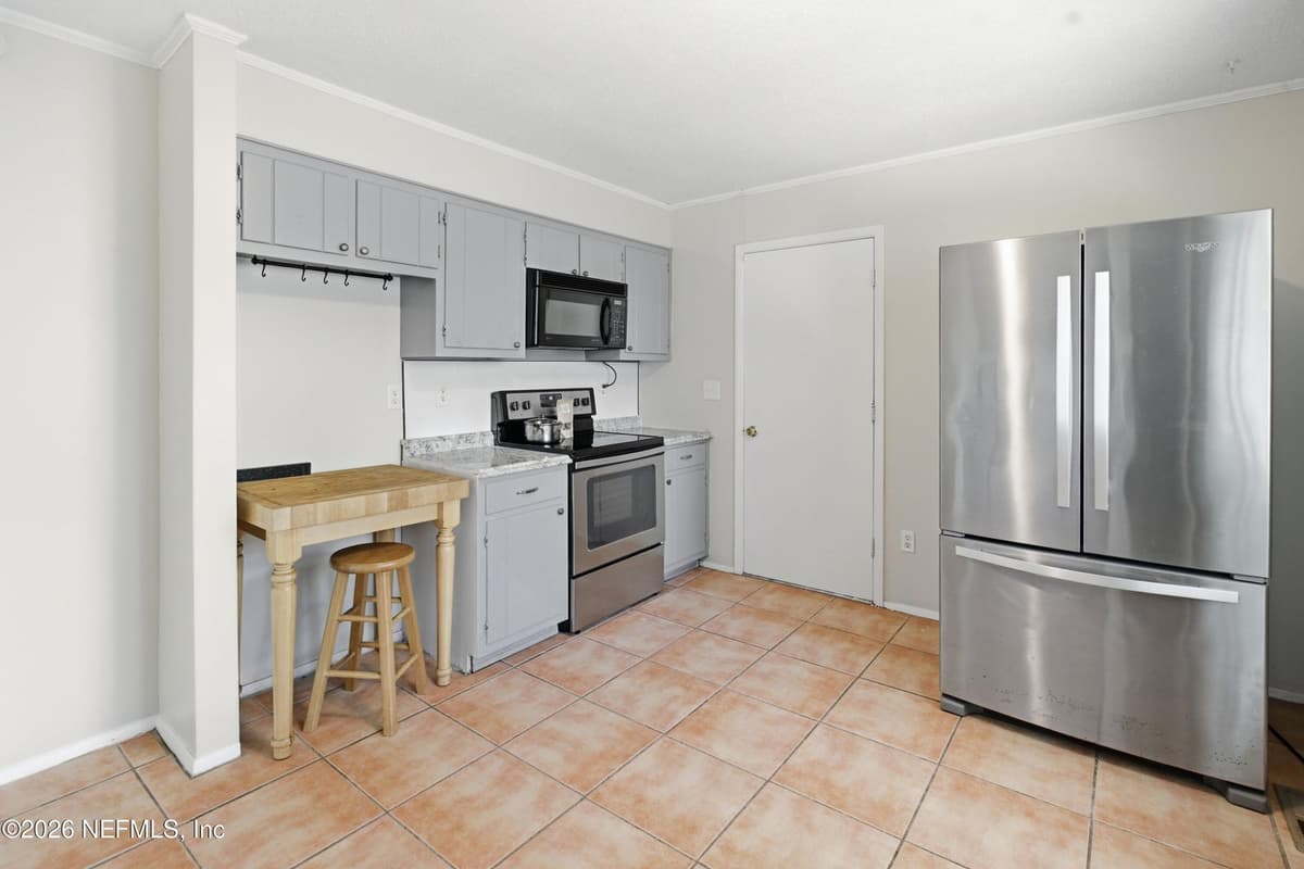 100 N HIGHLAND Avenue, Green Cove Springs, FL 32043 3