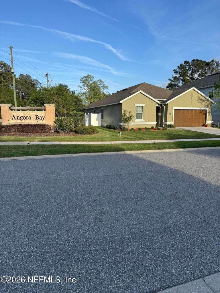3011 ANGORA BAY Drive, Middleburg, FL 32068