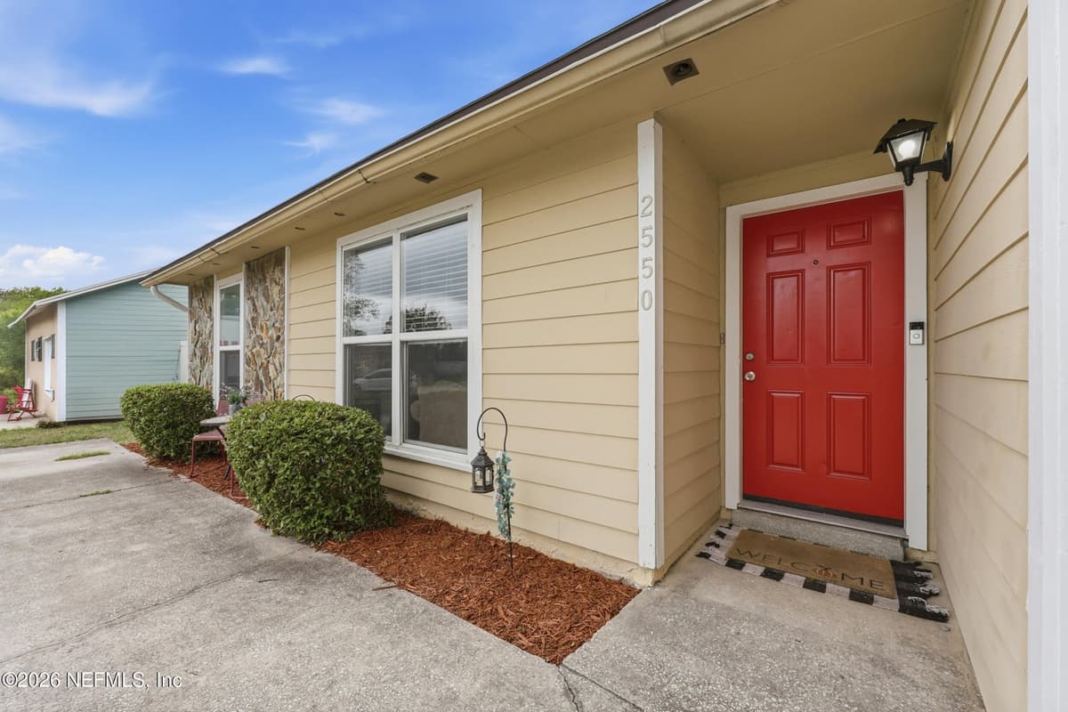 2550 OAKVIEW Drive, Jacksonville, FL 32246 3