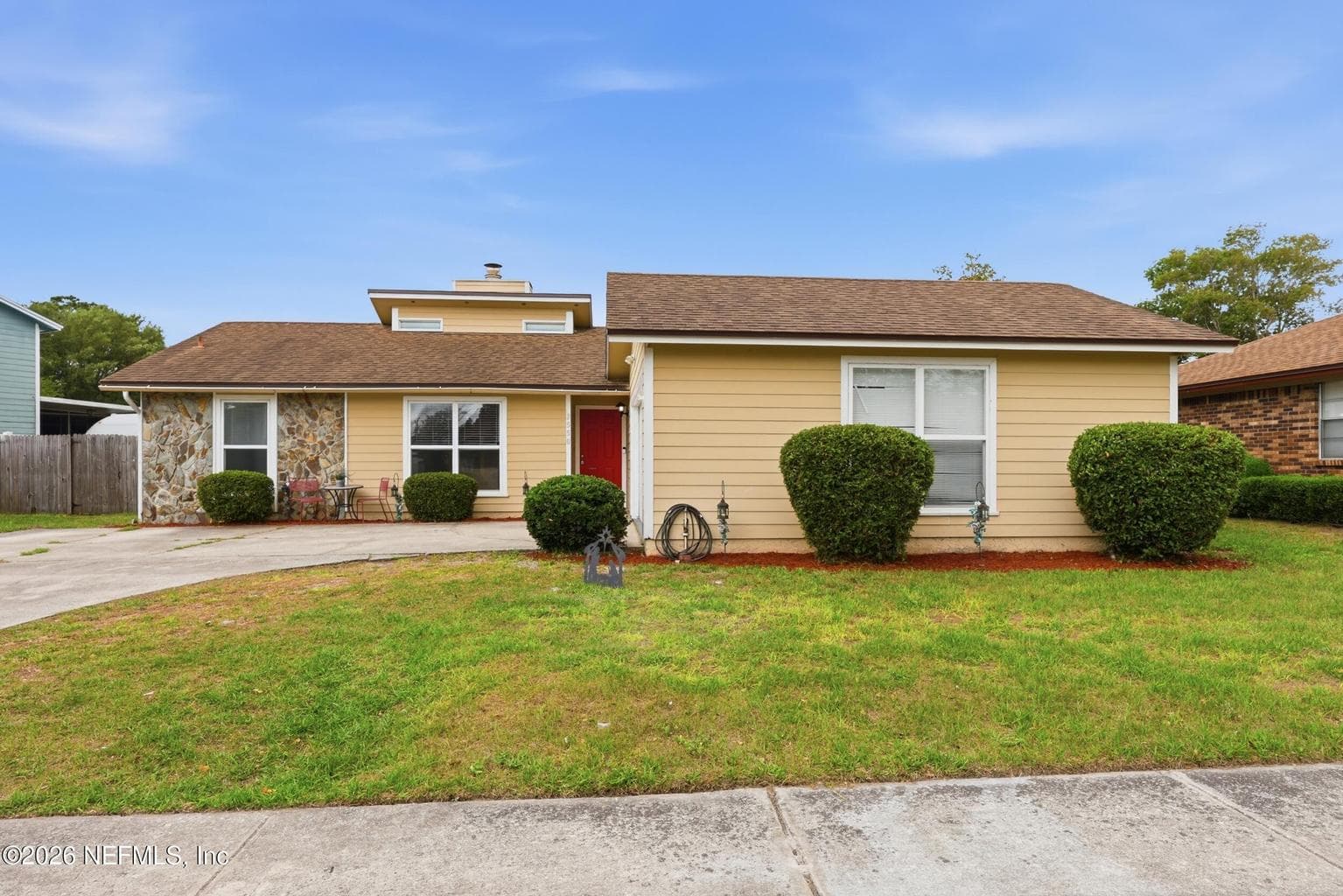 2550 OAKVIEW Drive, Jacksonville, FL 32246