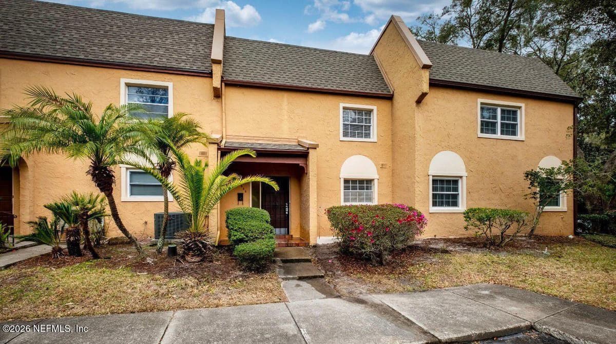 325 GREENCASTLE Drive 55, Jacksonville, FL 32225 3