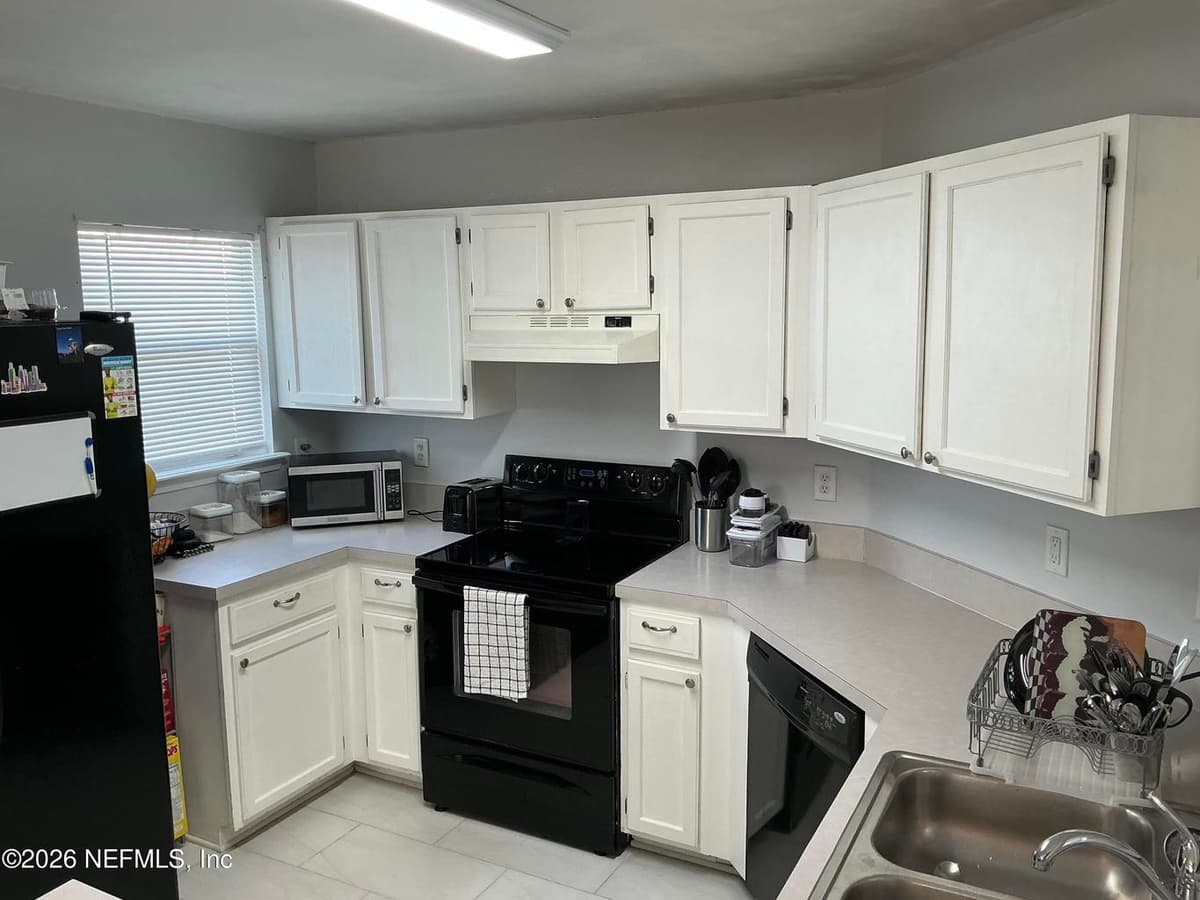 7866 GEORGIA JACK Drive N, Jacksonville, FL 32244 2