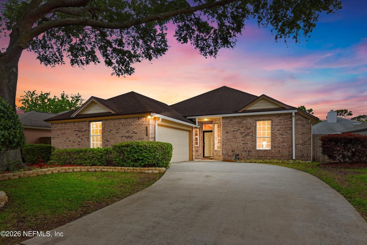 2192 THE WOODS Drive E, Jacksonville, FL 32246 2