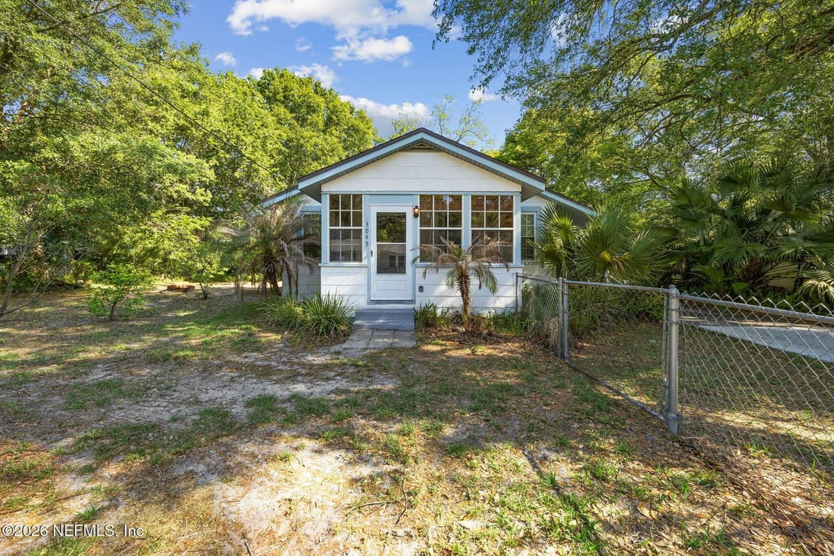 3045 DELLWOOD Avenue, Jacksonville, FL 32205 3