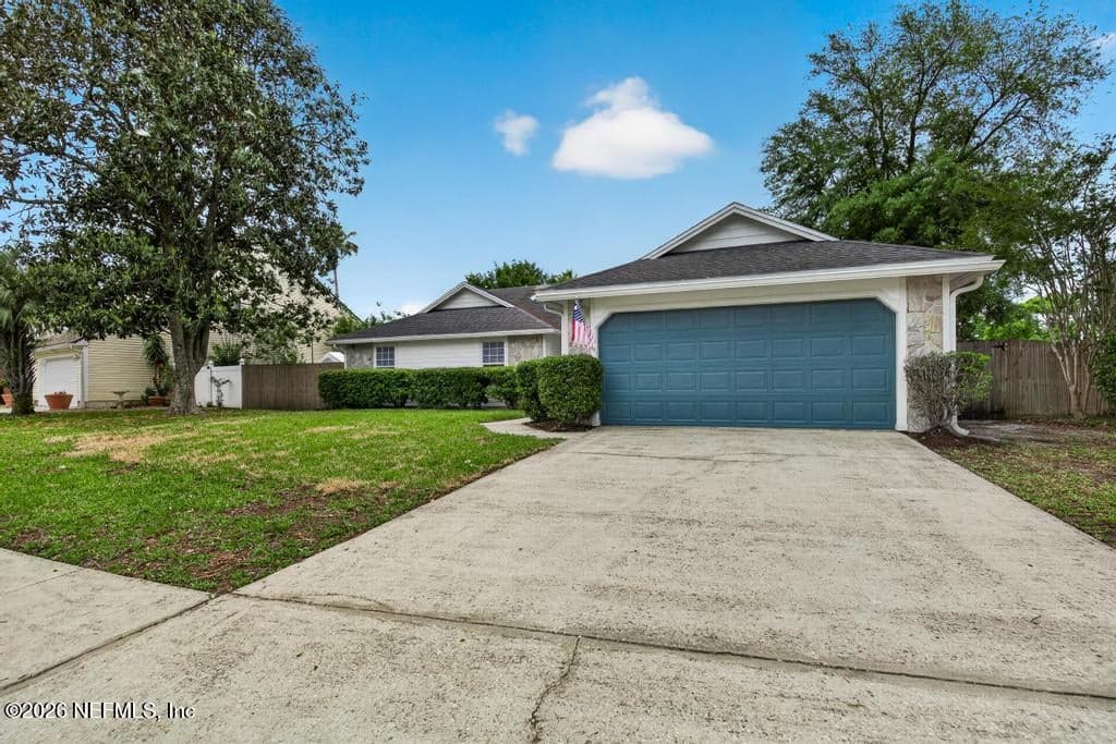 8831 BANDERA Circle S, Jacksonville, FL 32244 2