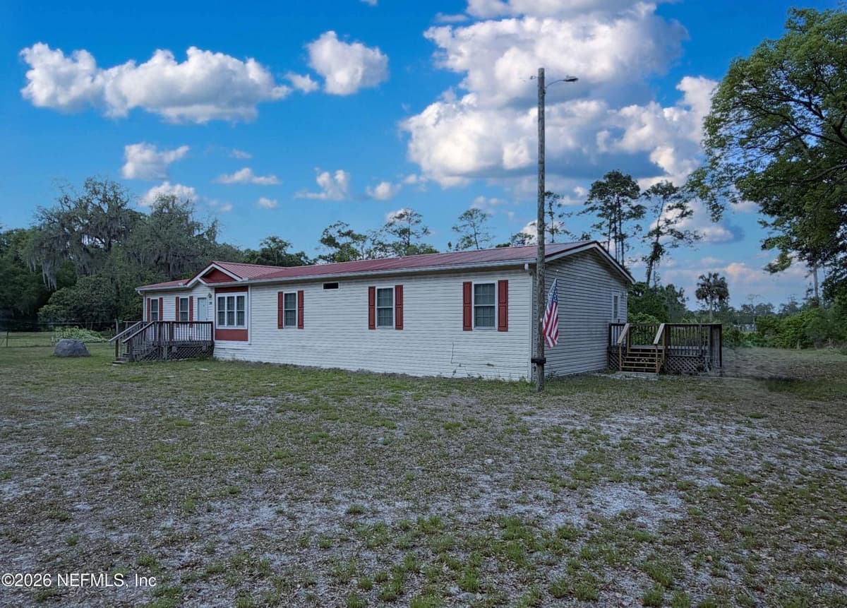 214 BAKER Road, Satsuma, FL 32189 3