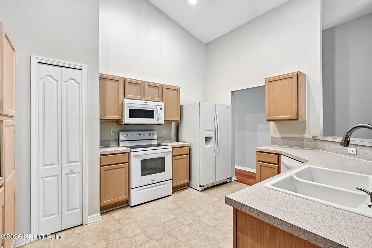 912 BUTTERCUP Drive, St. Johns, FL 32259 3