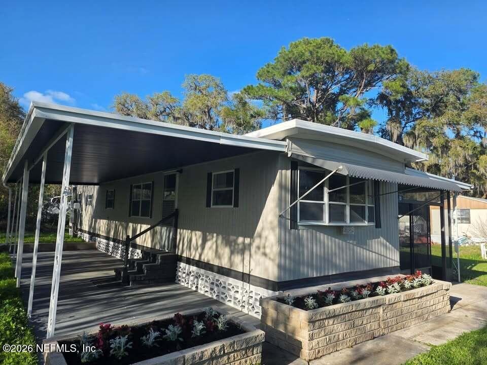 200 E CHAR Lane, Crescent City, FL 32112 2