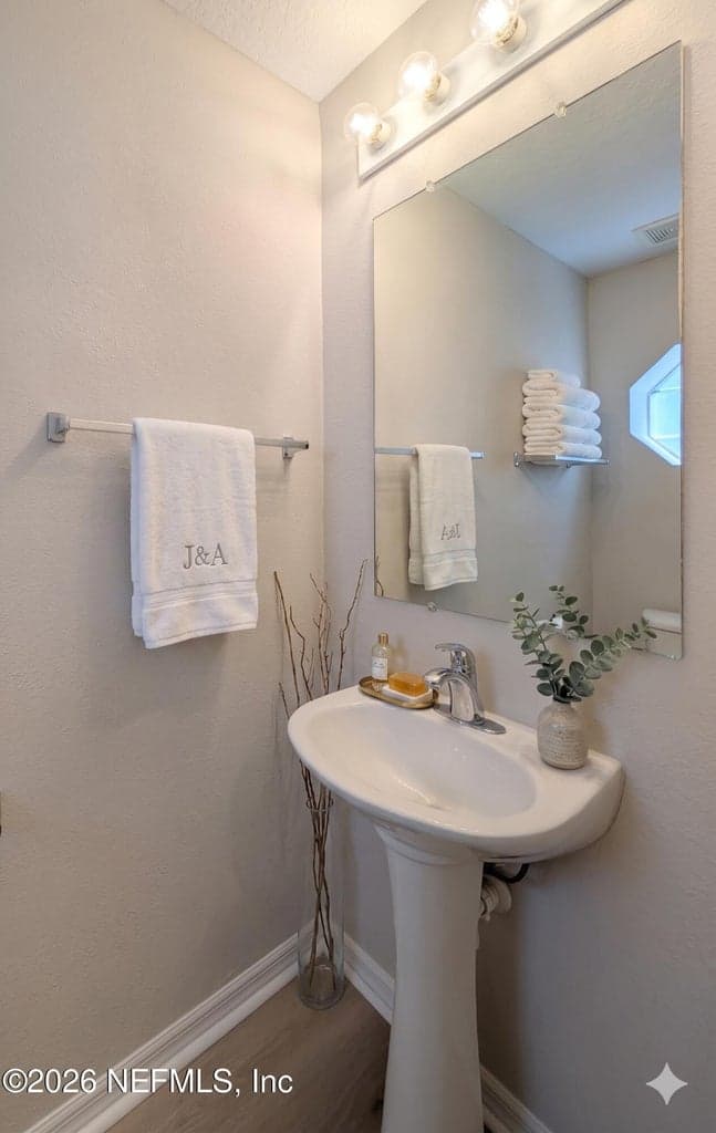 10499 AUTUMN TRACE Road, Jacksonville, FL 32257 2
