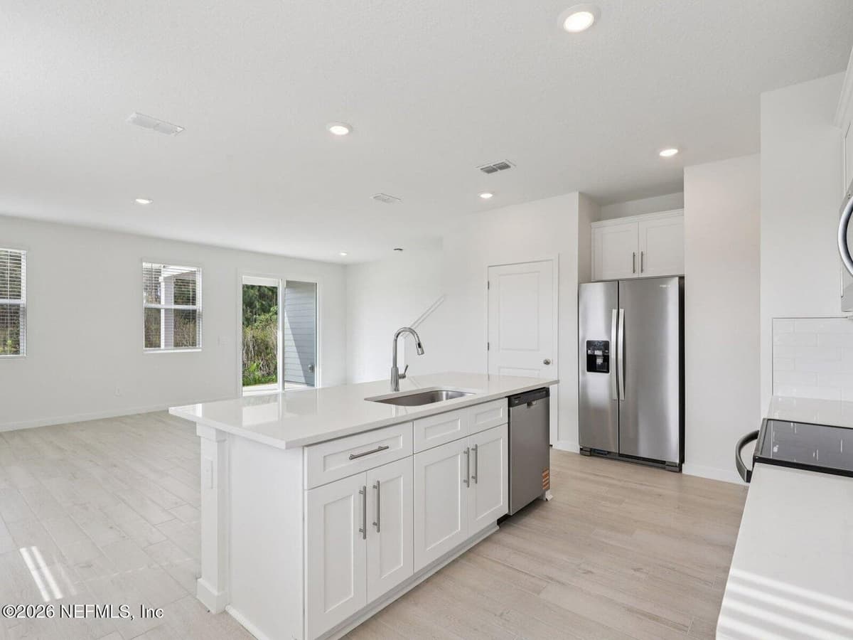 190 YELLOWSTONE Drive, St. Augustine, FL 32092, St. Augustine, FL - photo 2