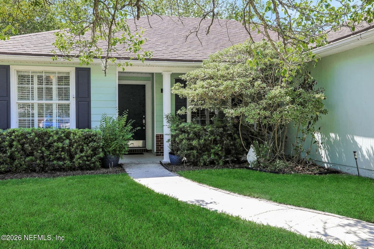 2010 LAS BRISAS Way W, Jacksonville, FL 32224 3