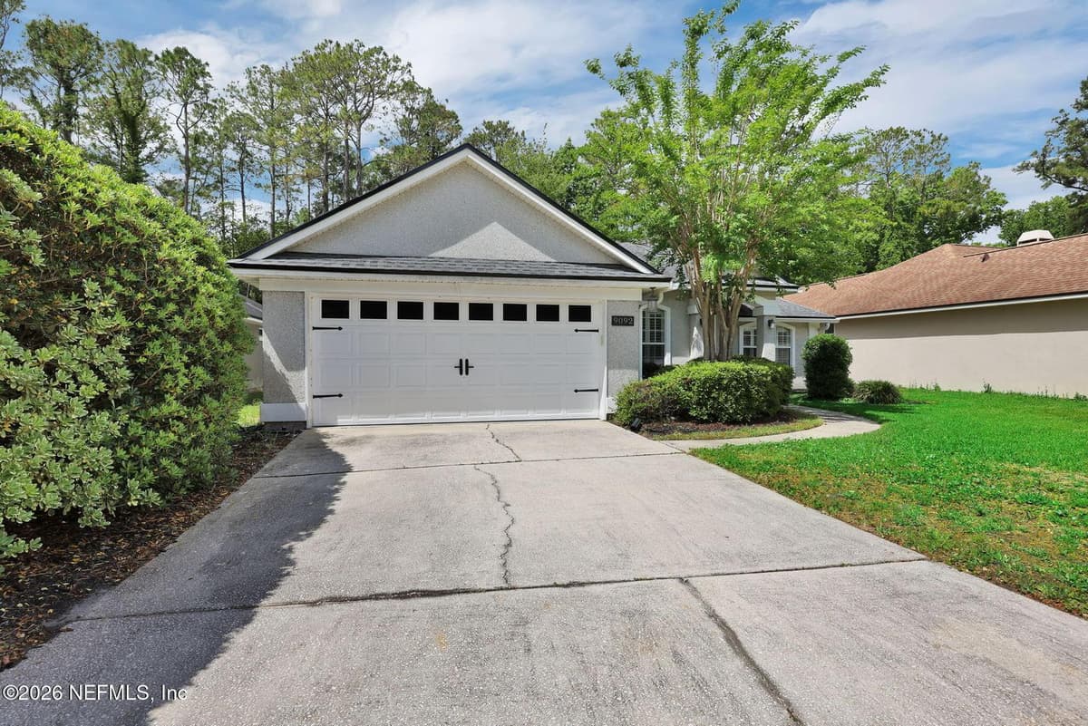 9092 SPINDLETREE Way, Jacksonville, FL 32256 3
