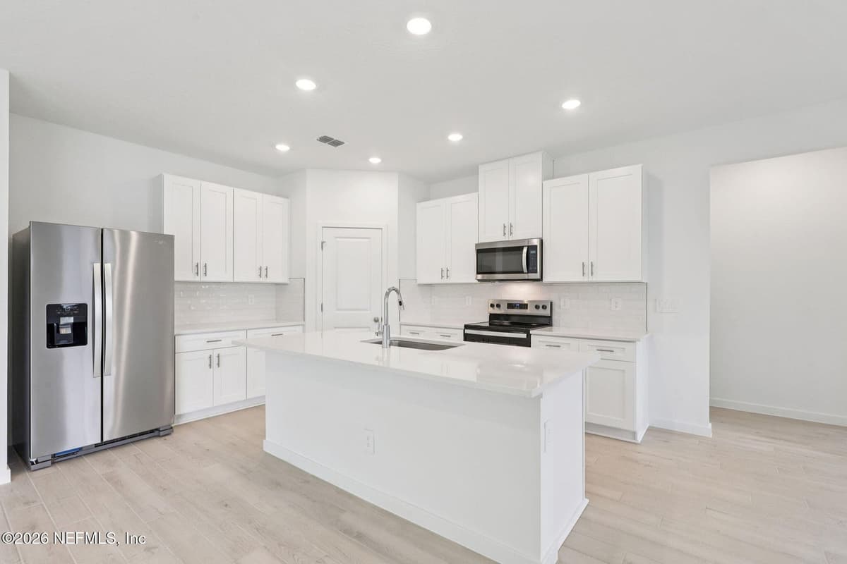 12807 PLAINWOOD Trail, Jacksonville, FL 32218 2