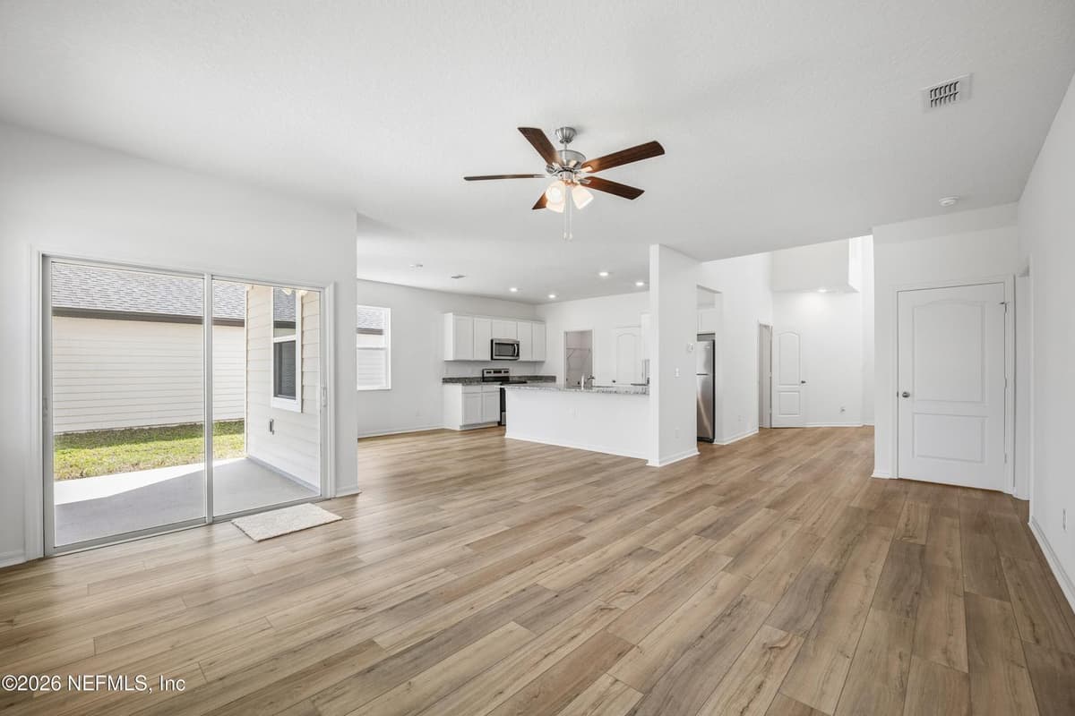 6917 MYRTLE OAK Road, Jacksonville, FL 32219 3