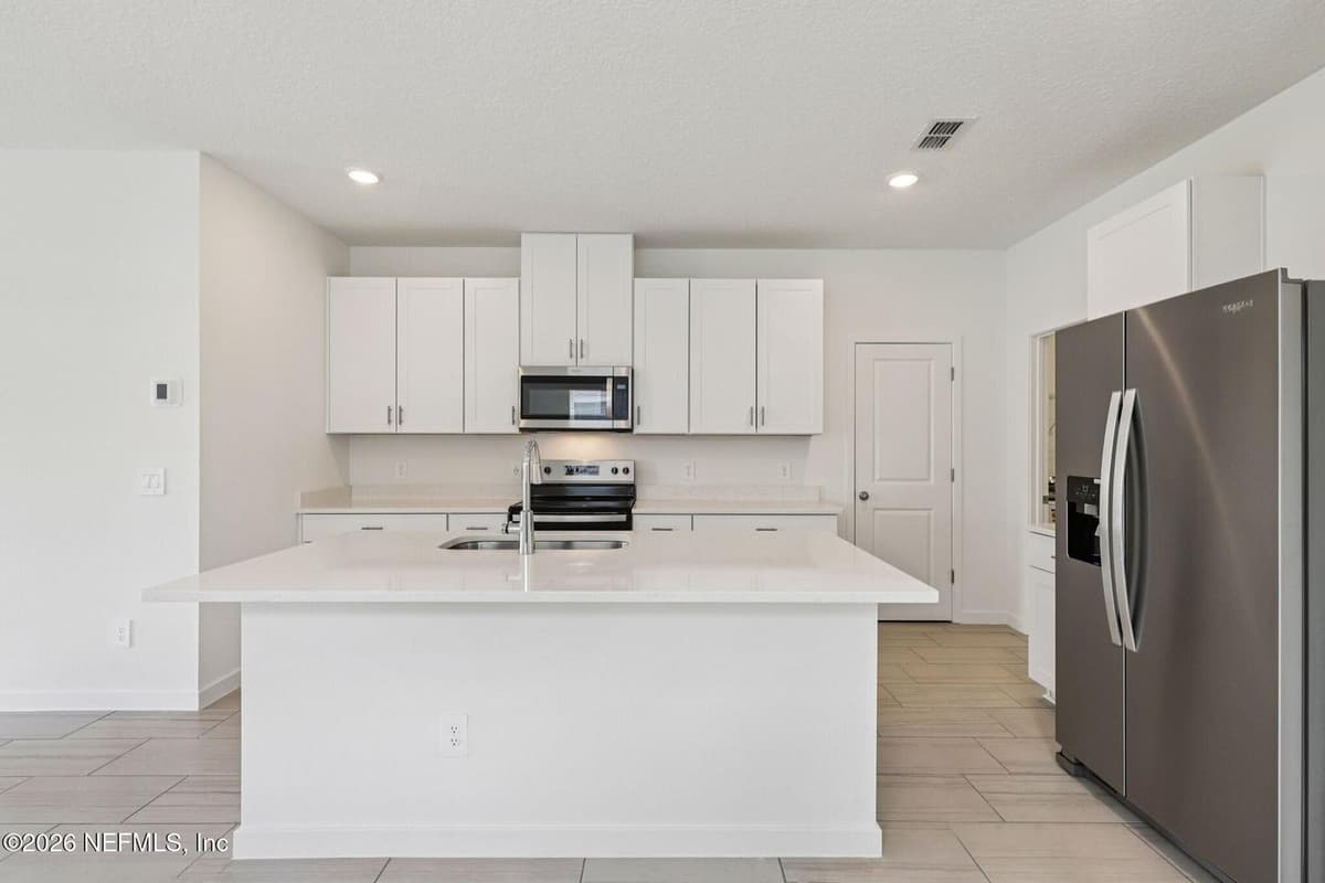 7767 CAHILL Lane, Jacksonville, FL 32219 2