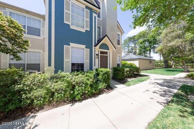 13703 RICHMOND PARK Drive N 3302, Jacksonville, FL 32224 2
