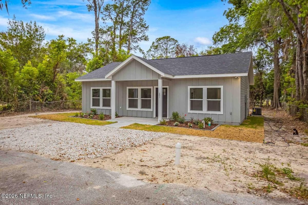 201 ALVAREZ Street, Starke, FL 32091 2