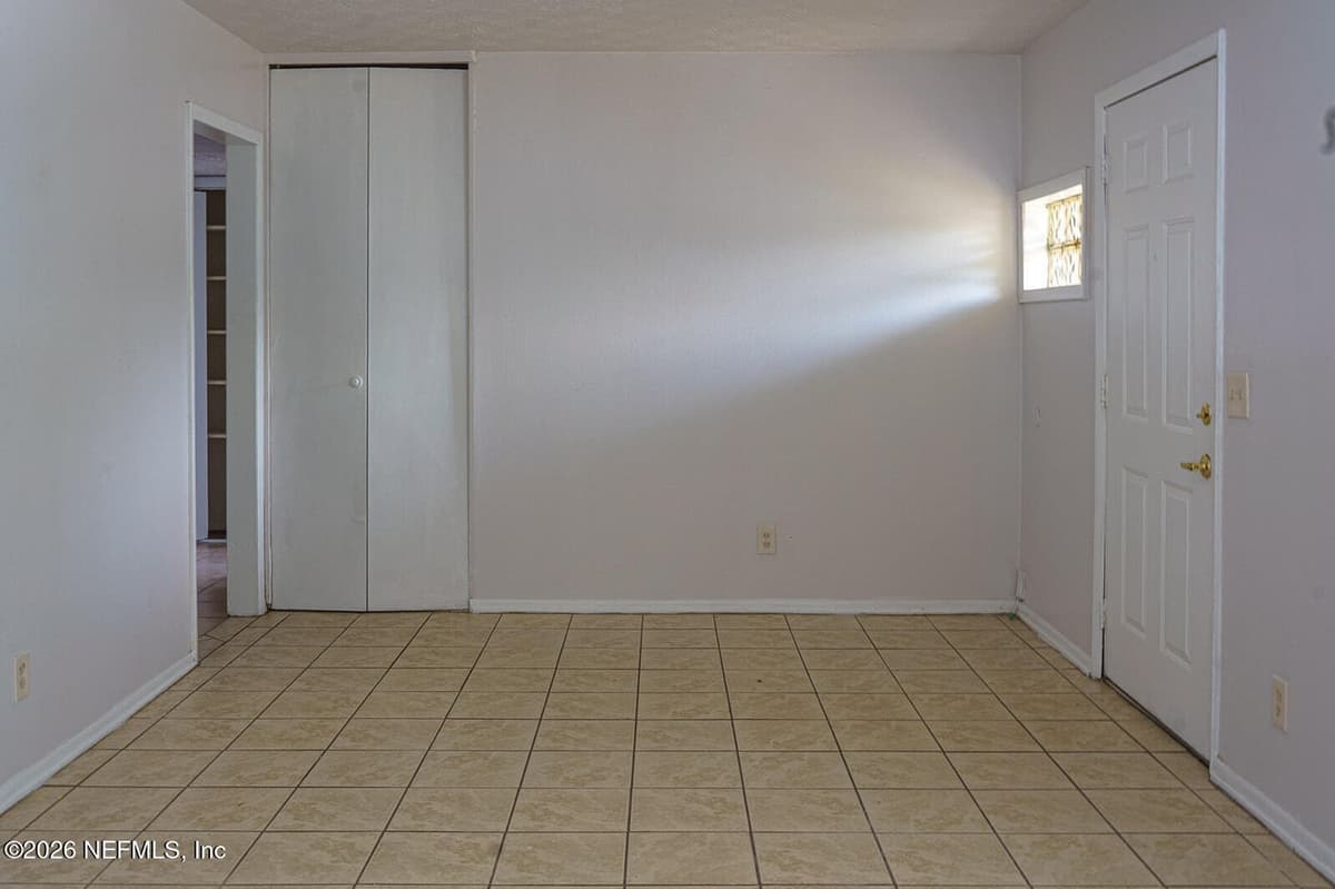 2521 CHRIS Court, Jacksonville, FL 32210 2
