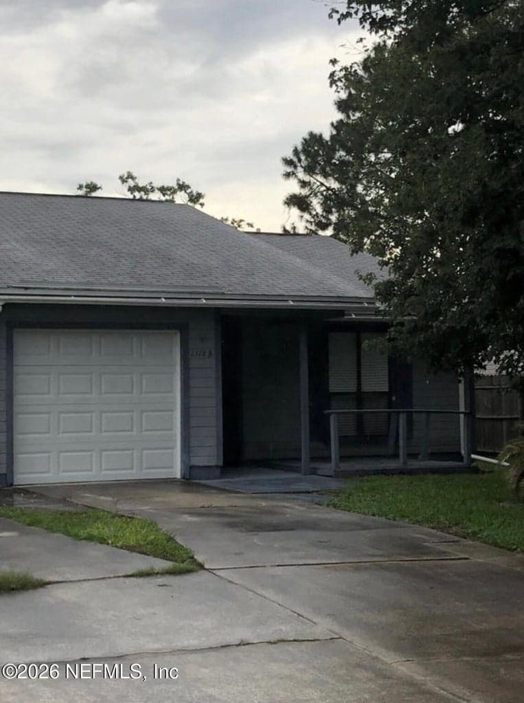 1328 BAY HILL Boulevard B, Orange Park, FL 32065