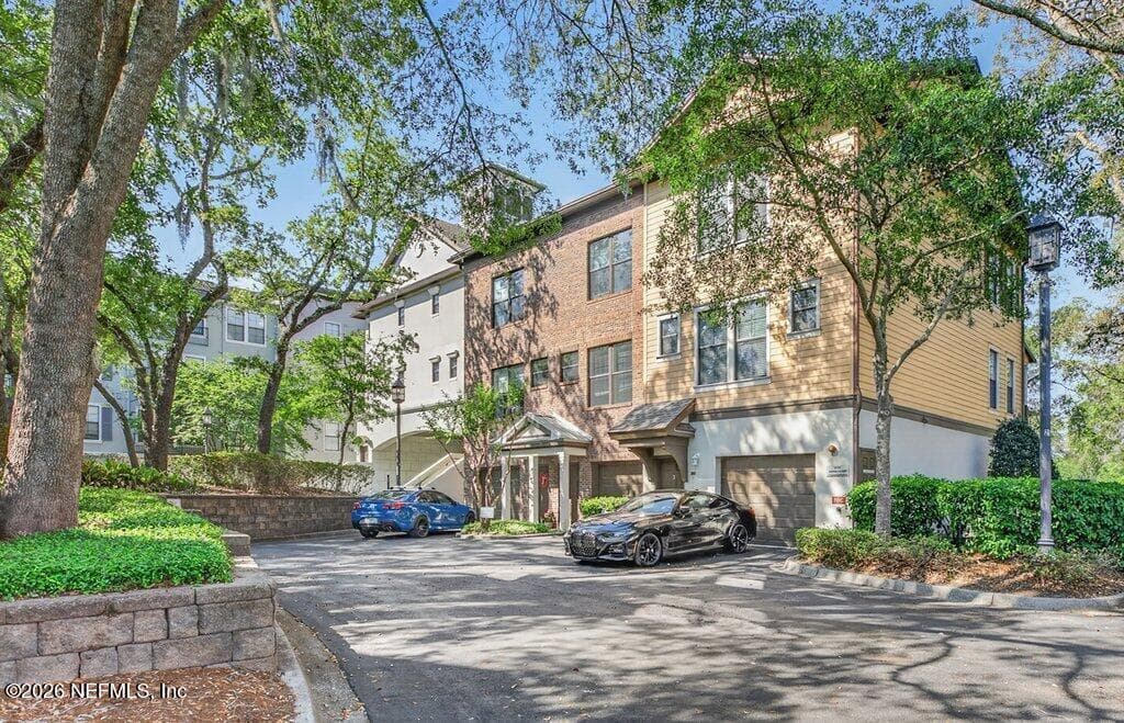9823 TAPESTRY PARK Circle 302, Jacksonville, FL 32246 3