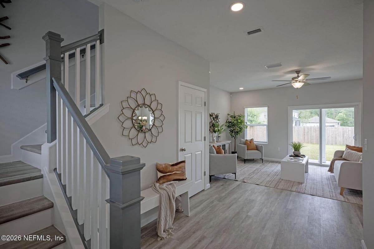 1301 JEWELSTONE Lane, Jacksonville, FL 32221 2