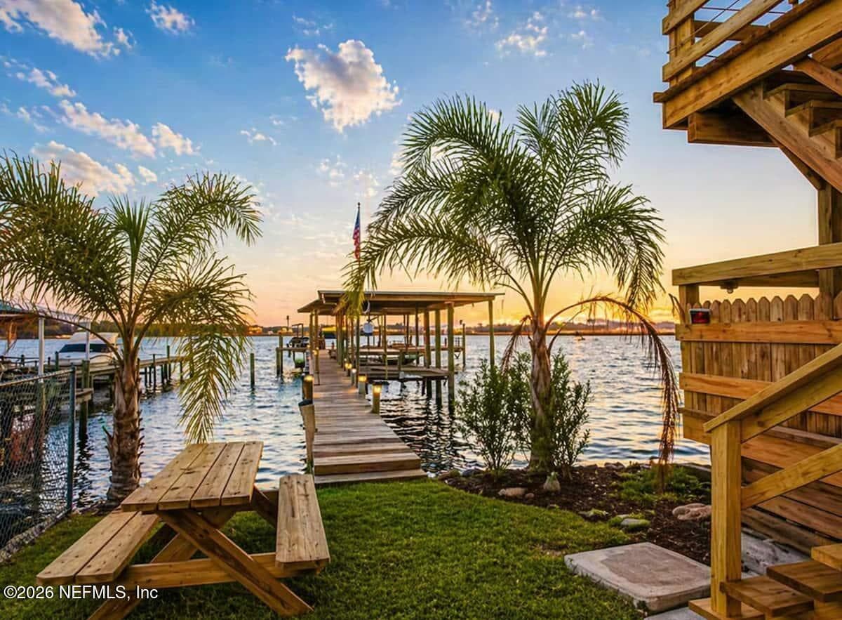 209 TROUT RIVER Drive, Jacksonville, FL 32208 2