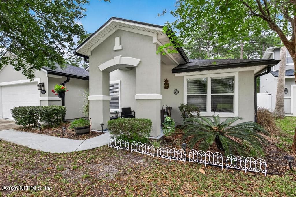1472 DUNNS LAKE Drive, Jacksonville, FL 32218 2