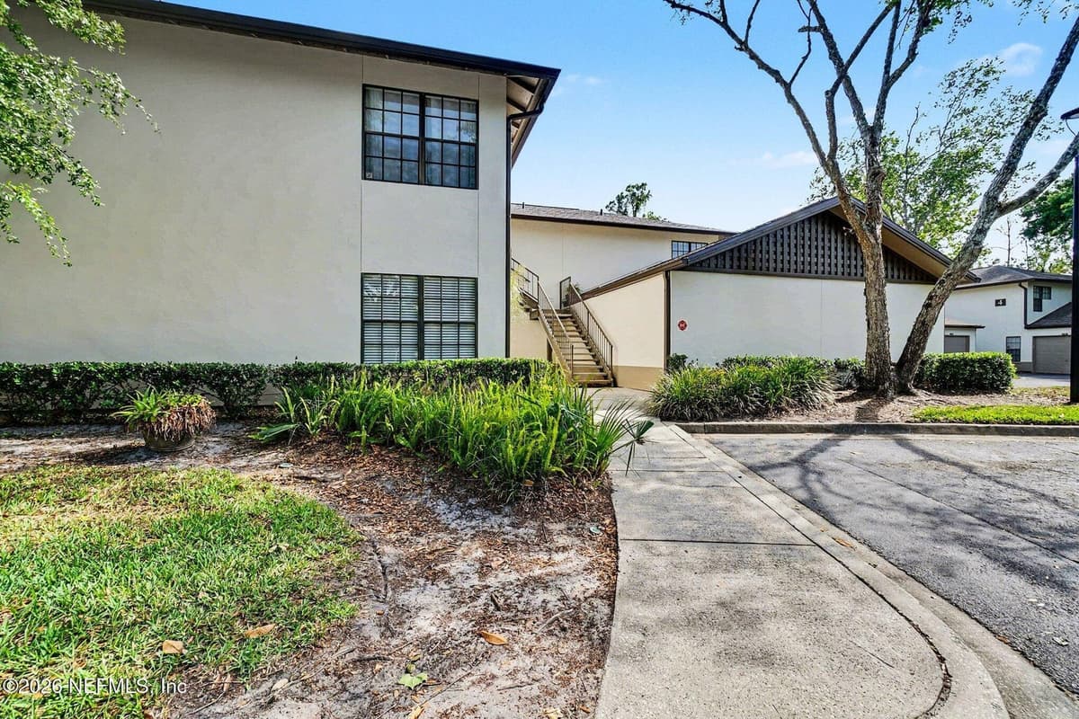 10150 BELLE RIVE Boulevard 402, Jacksonville, FL 32256 2