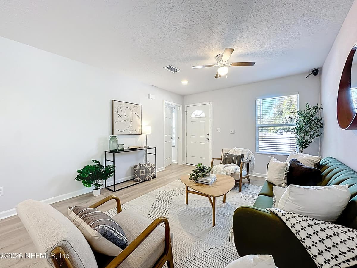 879 N MCDUFF Avenue, Jacksonville, FL 32209 3