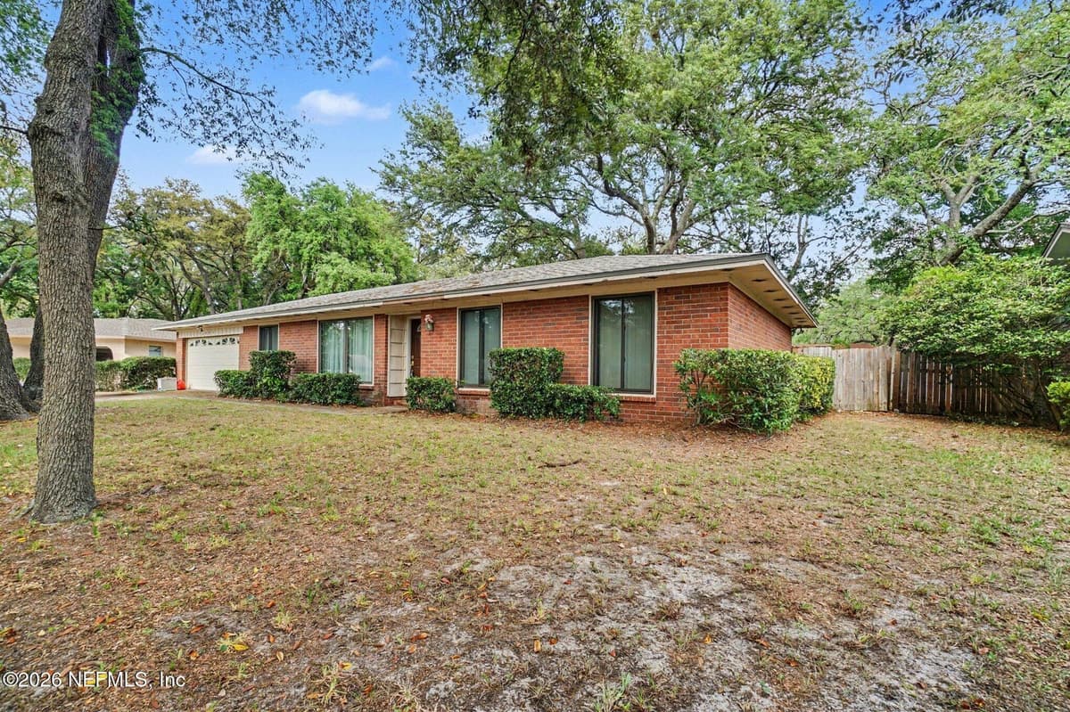 3991 POST OAK Road N, Jacksonville, FL 32277 2