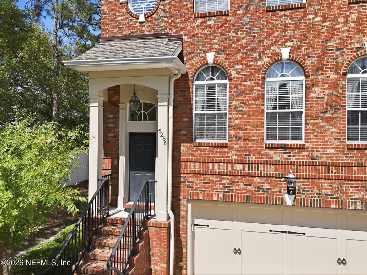 4286 STUDIO PARK Avenue, Jacksonville, FL 32216 3
