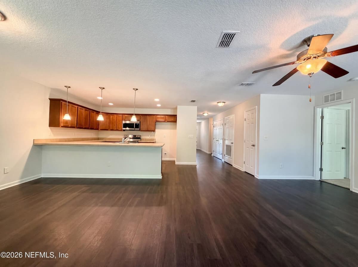 5925 DAVON Street, Jacksonville, FL 32244 3