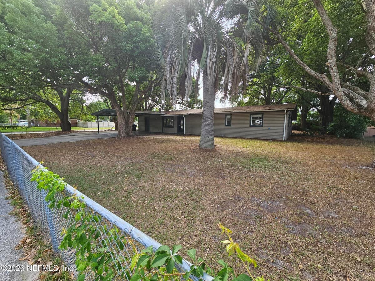 308 BONNLYN Drive, Orange Park, FL 32073 2