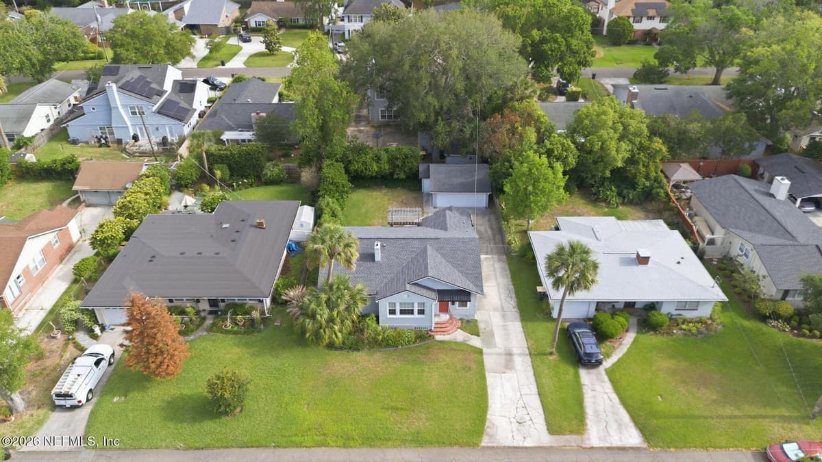 4311 DEMEDICI Avenue, Jacksonville, FL 32210 3