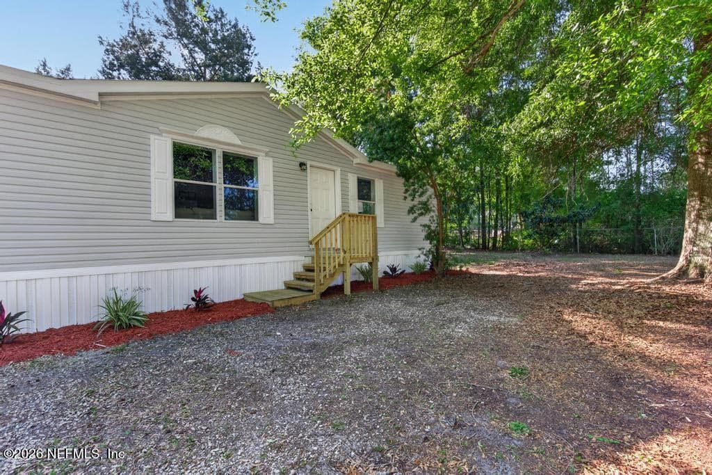 216 YUCCA Street, Middleburg, FL 32068 3