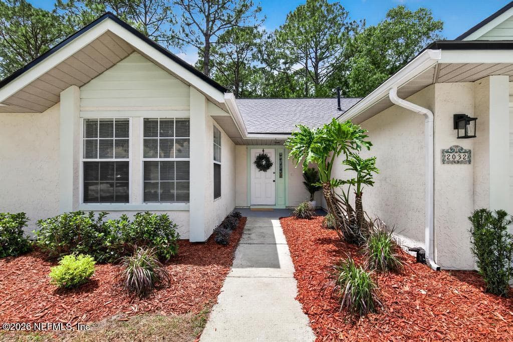 2032 ST MARTINS Drive W, Jacksonville, FL 32246