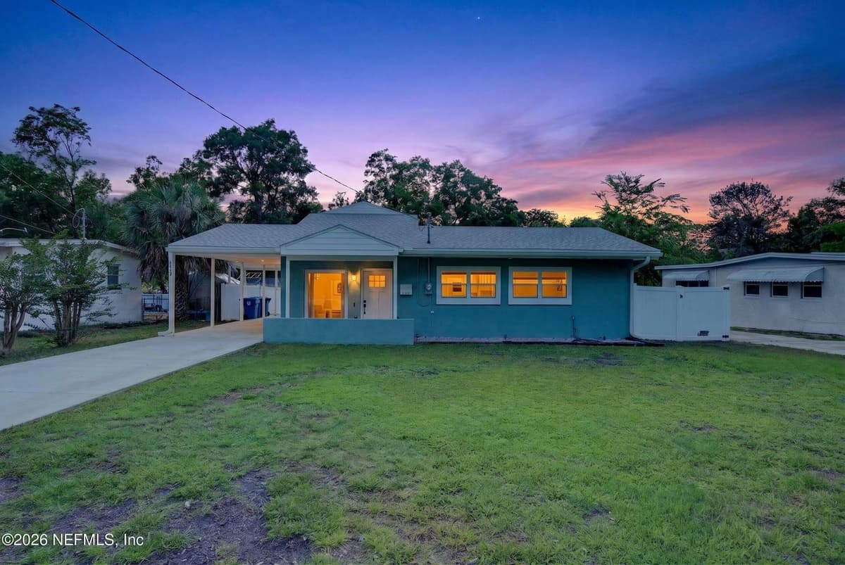 1364 DOMAS Drive, Jacksonville, FL 32211 3