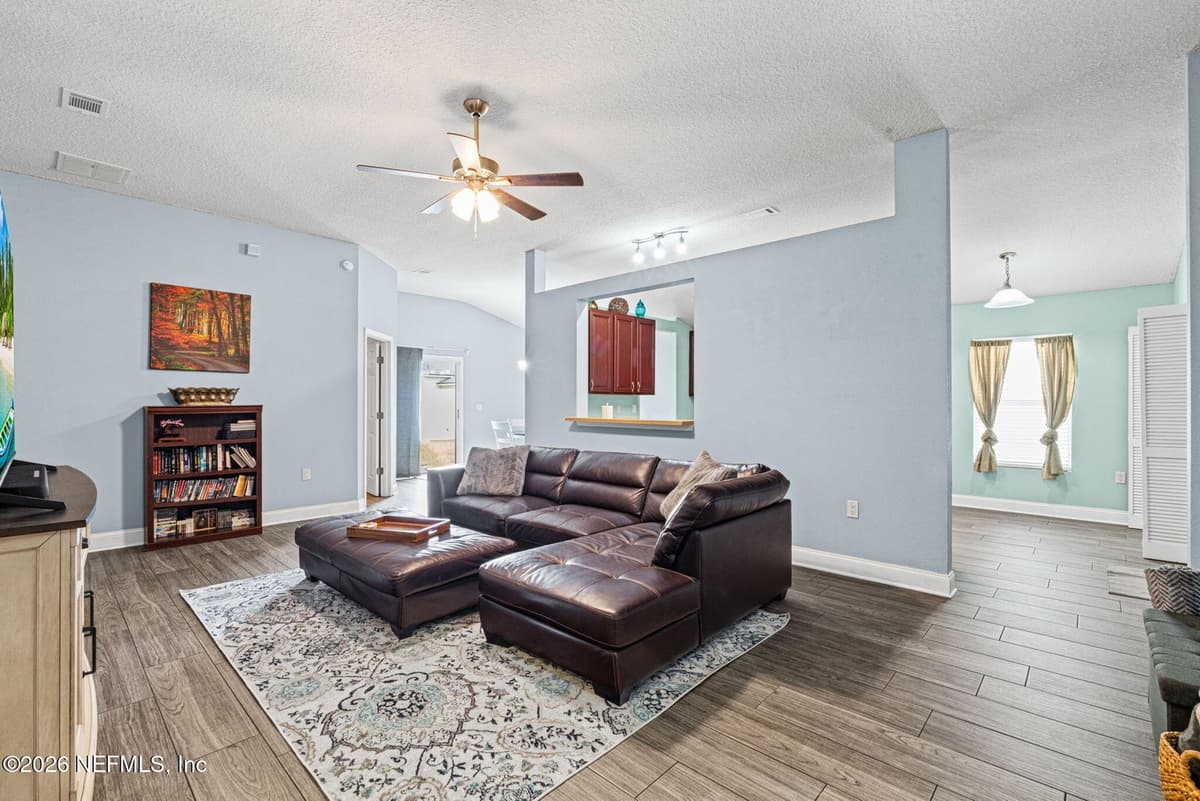 1945 RIVER ROCK Road, Jacksonville, FL 32221 3