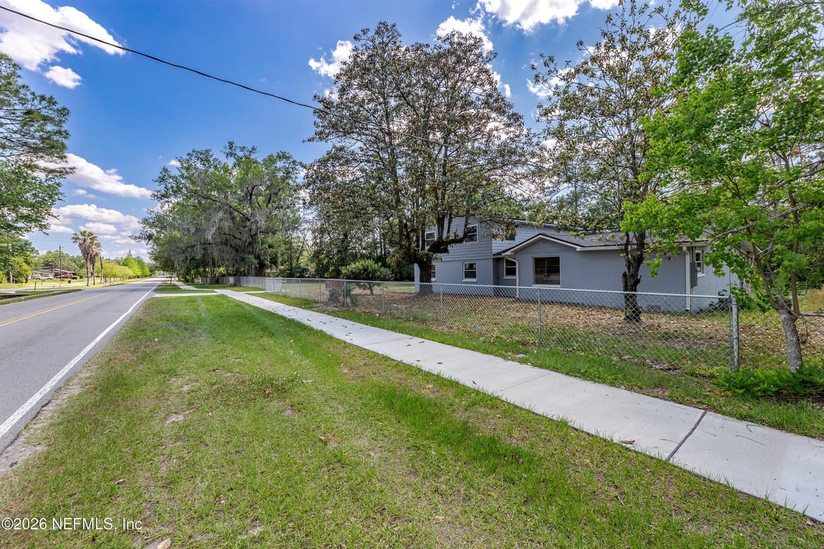 9808 SIBBALD Road, Jacksonville, FL 32208 2