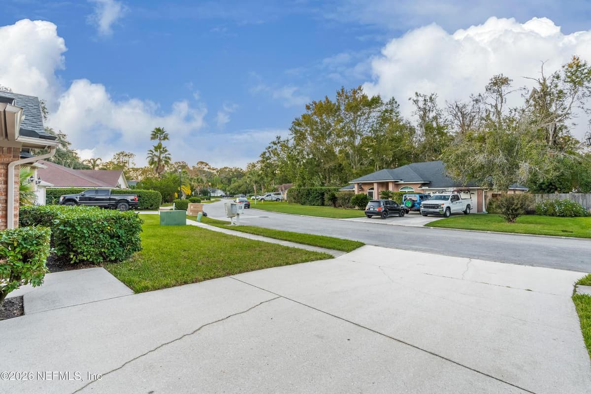 3232 TEA ROSE Drive, Jacksonville, FL 32223 3
