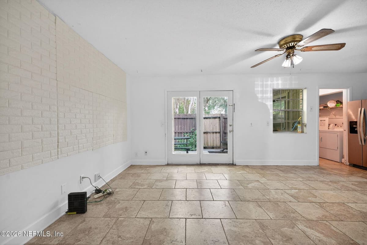 4801 WINDRUSH Lane A2A, Jacksonville, FL 32217 2