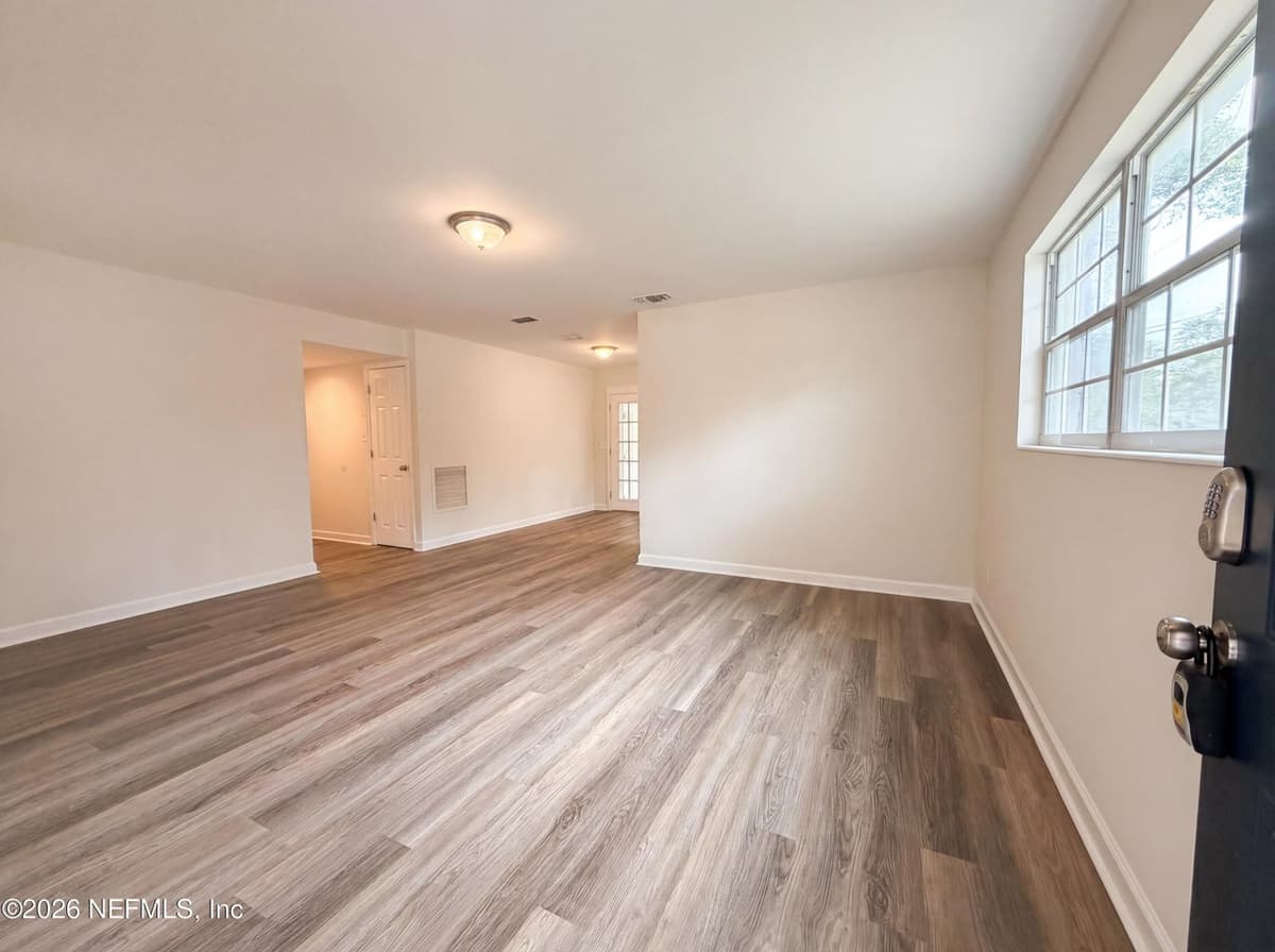 7361 PROXIMA Road, Jacksonville, FL 32210 3