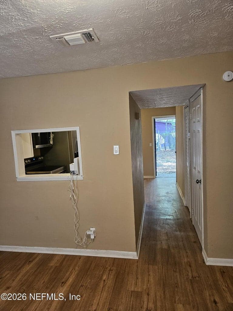 1975 ERLINE Drive, Jacksonville, FL 32209 2