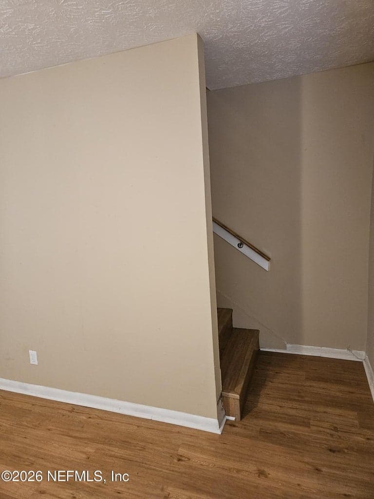 1975 ERLINE Drive, Jacksonville, FL 32209 3