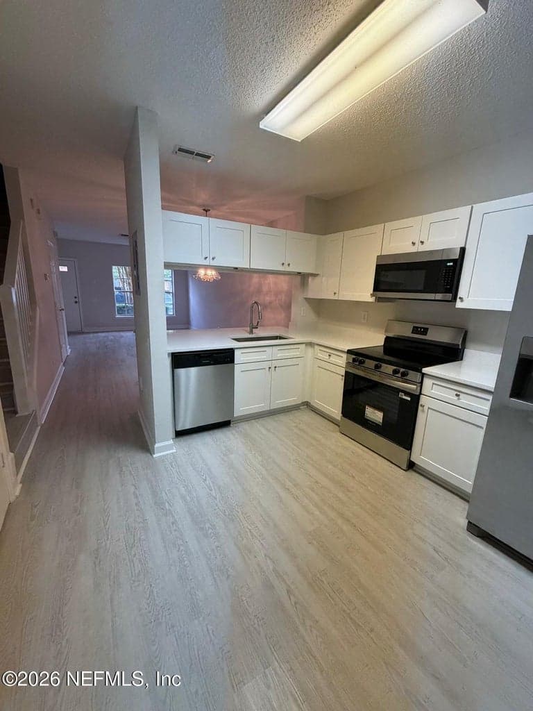 12311 KENSINGTON LAKES Drive 905, Jacksonville, FL 32246 2