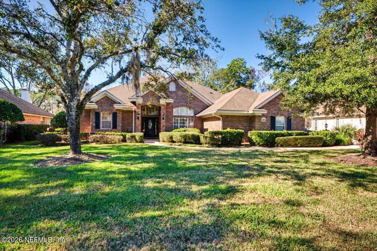 586 THORNWOOD Lane, Orange Park, FL 32073